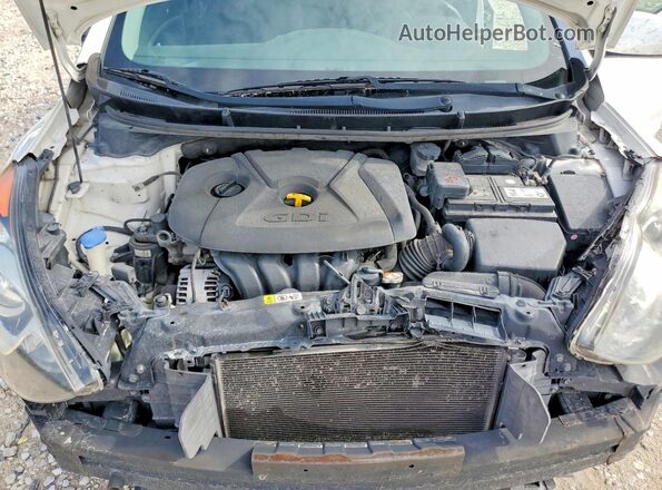 KMHD35LH7GU300656 2016 HYUNDAI ELANTRA White Vista interior trasera