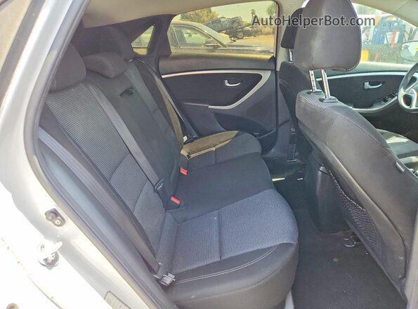 KMHD35LH9GU252092 2016 HYUNDAI ELANTRA Белый Вид задних сидений