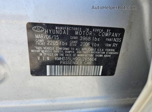 KMHD35LH9GU265604 2016 HYUNDAI ELANTRA Silver ძრავის განყოფილების ხედი