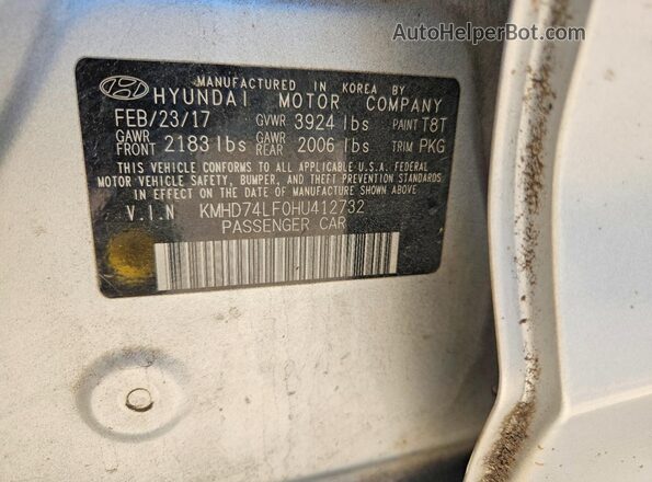 KMHD74LF0HU412732 2017 HYUNDAI ELANTRA Silver ძრავის განყოფილების ხედი