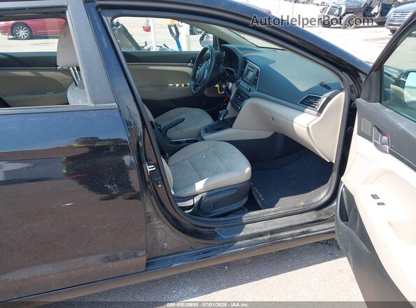 KMHD74LF2HU423652 2017 HYUNDAI ELANTRA Black წინა სალონის ხედი