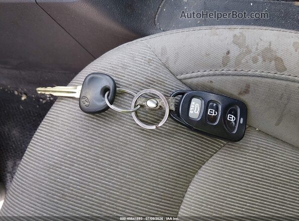 KMHD74LF3HU172494 2017 HYUNDAI ELANTRA Красный Вид панели приборов
