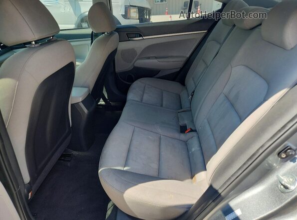 KMHD74LF4JU471207 2018 HYUNDAI ELANTRA Gray Widok tylnych siedzeń