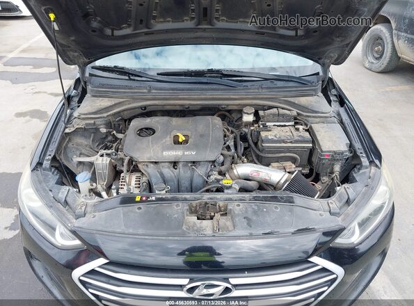 KMHD74LF6HU307449 2017 HYUNDAI ELANTRA Черный Вид спереди