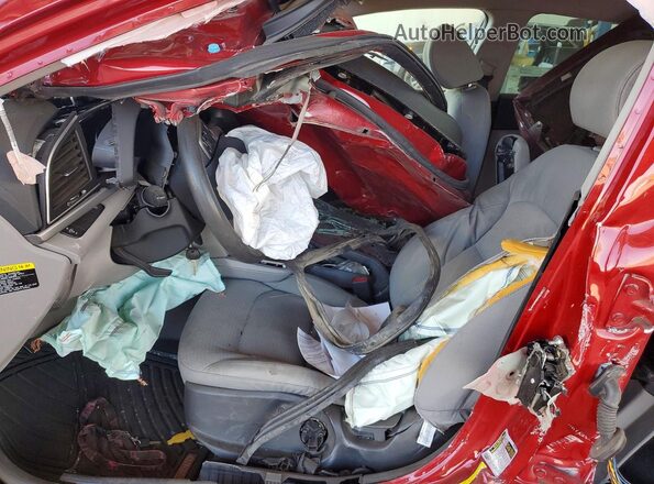 KMHD74LF7HU084547 2017 HYUNDAI ELANTRA Красный Вид салона спереди