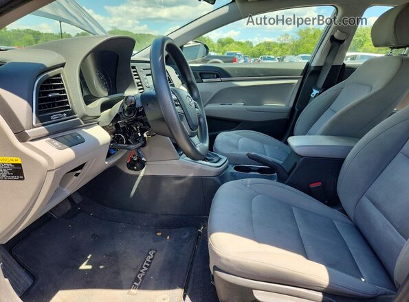 KMHD74LF7HU371144 2017 HYUNDAI ELANTRA Silver Вид салону спереду