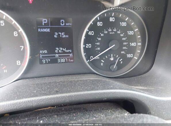 KMHD74LF7HU404952 2017 HYUNDAI ELANTRA Silver 