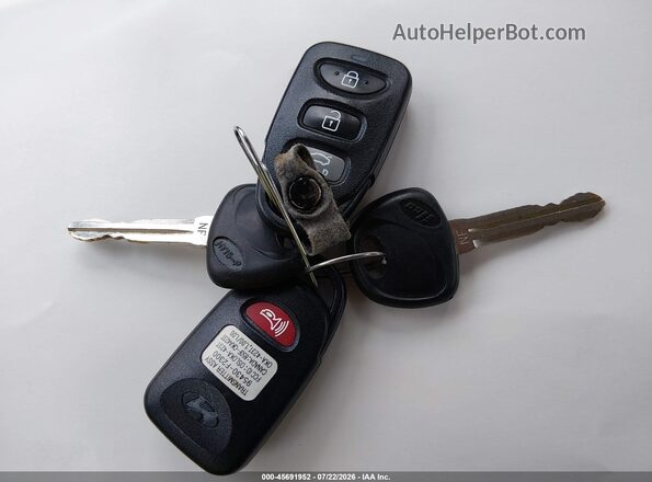 KMHD74LF8HU070964 2017 HYUNDAI ELANTRA Silver Առջևի վահանակի տեսք