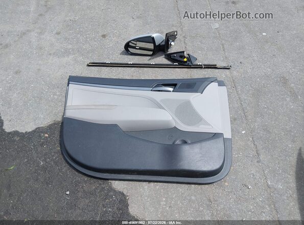 KMHD74LF8HU070964 2017 HYUNDAI ELANTRA Silver Սարքավորումների վահանակի տեսք