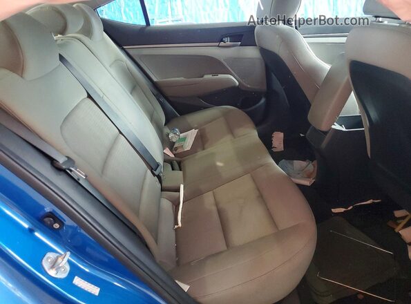 KMHD74LF8HU390477 2017 HYUNDAI ELANTRA Blue Vista de los asientos traseros