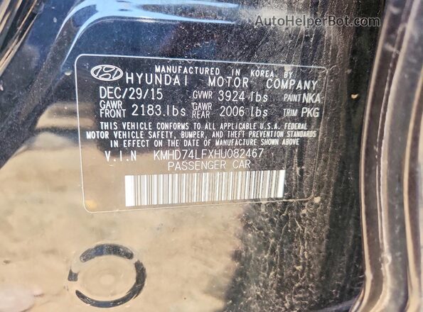 KMHD74LFXHU082467 2017 HYUNDAI ELANTRA Black Widok komory silnika
