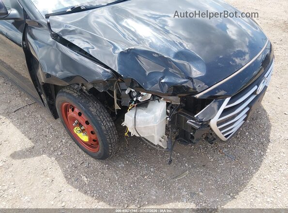 KMHD74LFXJU469882 2018 HYUNDAI ELANTRA Черный Вид спереди