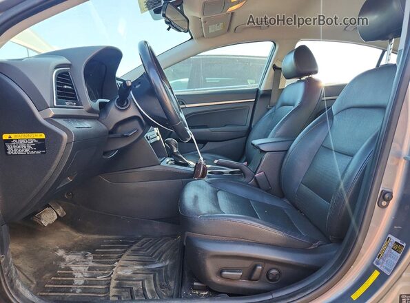 KMHD84LF0HU154242 2017 HYUNDAI ELANTRA Gray წინა სალონის ხედი