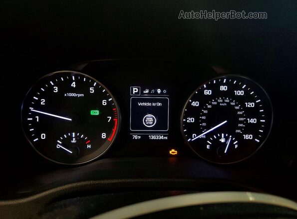 KMHD84LF0HU250176 2017 HYUNDAI ELANTRA Красный Вид щитка приборов