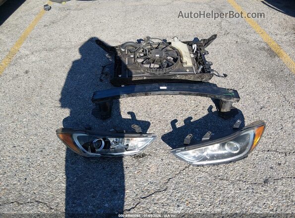 KMHD84LF0JU499843 2018 HYUNDAI ELANTRA Серебряный Вид щитка приборов