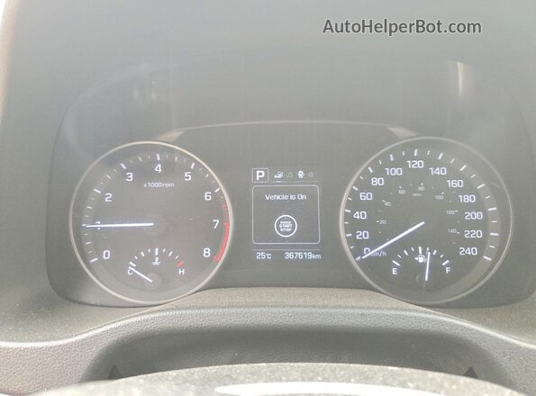 KMHD84LF0JU616871 2018 HYUNDAI ELANTRA Black Սարքավորումների վահանակի տեսք