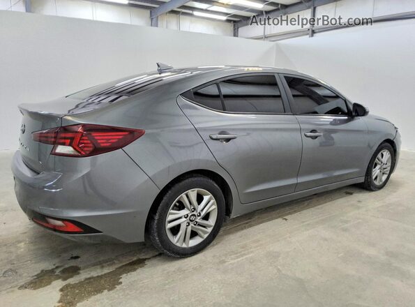 KMHD84LF0KU791980 2019 HYUNDAI ELANTRA Серебряный Задняя правая четверть