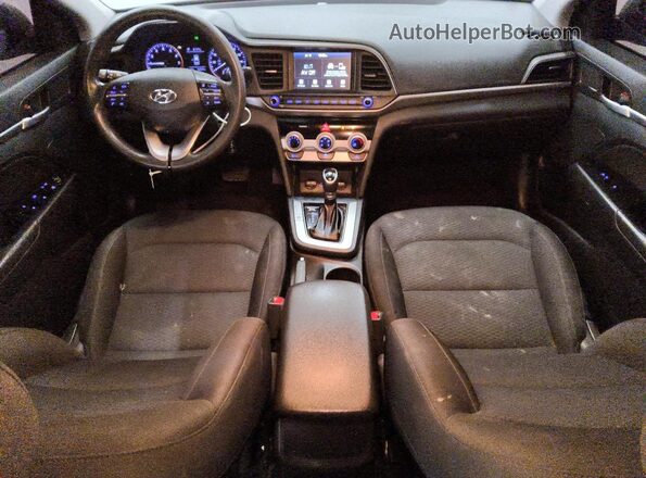 KMHD84LF0KU791980 2019 HYUNDAI ELANTRA Серебряный Вид панели приборов
