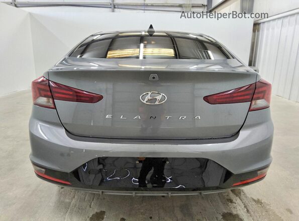 KMHD84LF0KU791980 2019 HYUNDAI ELANTRA Серебряный Вид сзади