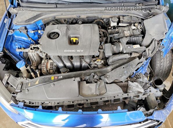 KMHD84LF1HU060628 2017 HYUNDAI ELANTRA Blue Widok wnętrza z tyłu