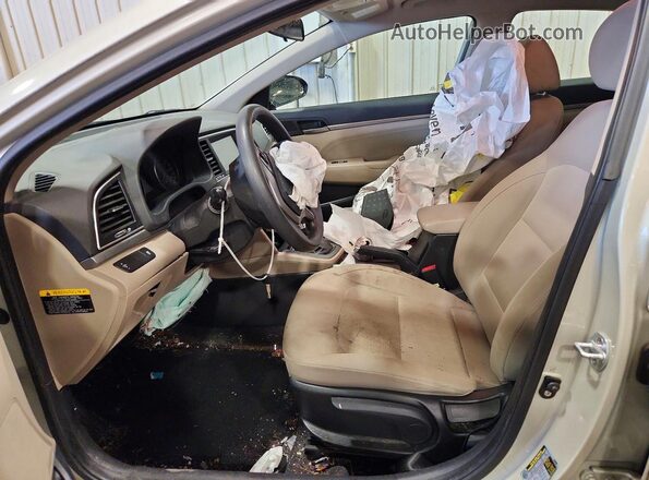 KMHD84LF1HU102599 2017 HYUNDAI ELANTRA Beige Vista interior delantera