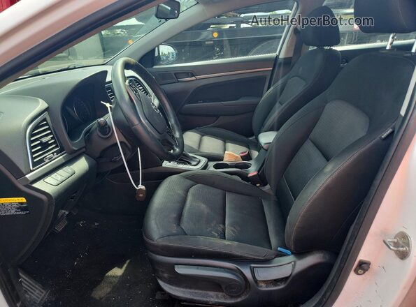 KMHD84LF1HU298544 2017 HYUNDAI ELANTRA White Front interior view