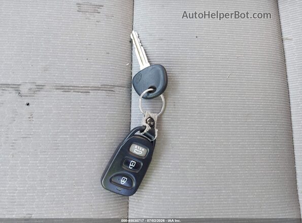 KMHD84LF2HU060671 2017 HYUNDAI ELANTRA Blue Widok deski rozdzielczej