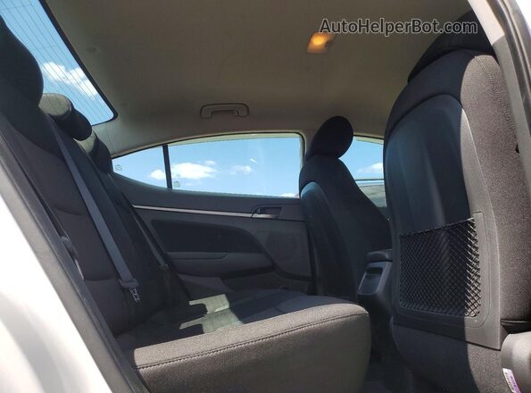 KMHD84LF2HU400479 2017 HYUNDAI ELANTRA Белый Вид задних сидений