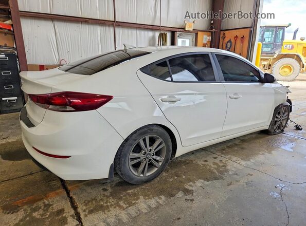 KMHD84LF2JU675002 2018 HYUNDAI ELANTRA White Trasero derecho