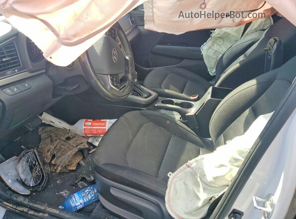 KMHD84LF2JU691037 2018 HYUNDAI ELANTRA White Front interior view