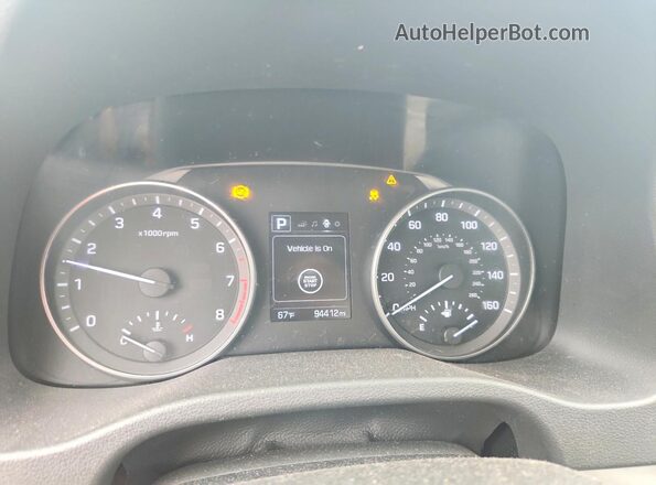 KMHD84LF3HU177739 2017 HYUNDAI ELANTRA Gold Vista del cuadro de instrumentos
