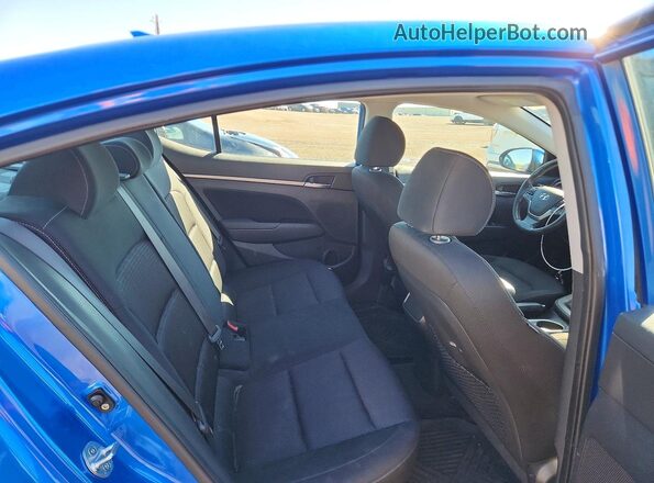 KMHD84LF3HU330734 2017 HYUNDAI ELANTRA Blue უკანა სავარძლების ხედი