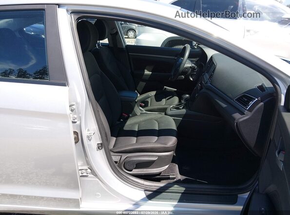 KMHD84LF3JU489470 2018 HYUNDAI ELANTRA Silver 