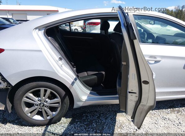 KMHD84LF3JU489470 2018 HYUNDAI ELANTRA Silver Widok naklejki z numerem VIN