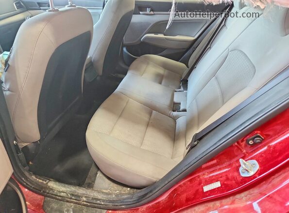 KMHD84LF4HU159380 2017 HYUNDAI ELANTRA Red Հետևի նստատեղերի տեսք