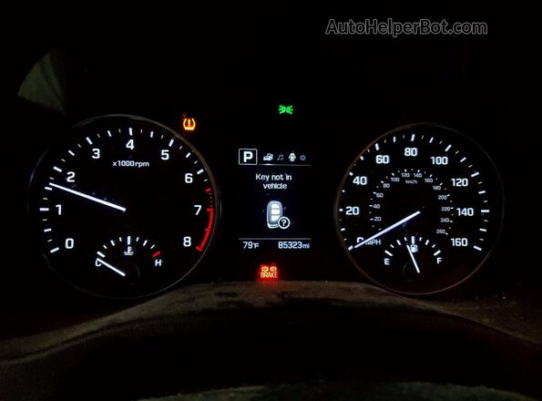 KMHD84LF4HU180147 2017 HYUNDAI ELANTRA Gray ხელსაწყოთა პანელის ხედი