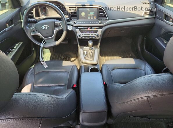 KMHD84LF4HU260208 2017 HYUNDAI ELANTRA Silver წინა პანელის ხედი