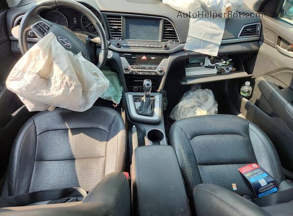 KMHD84LF4HU269359 2017 HYUNDAI ELANTRA Silver Widok deski rozdzielczej
