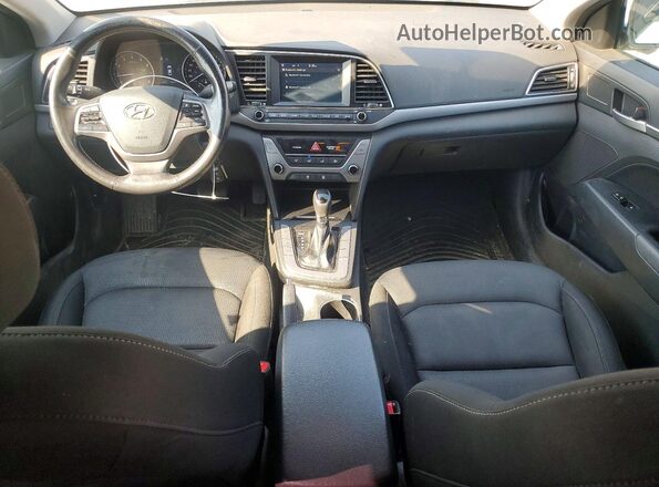KMHD84LF4HU332573 2017 HYUNDAI ELANTRA Blue Dashboard view