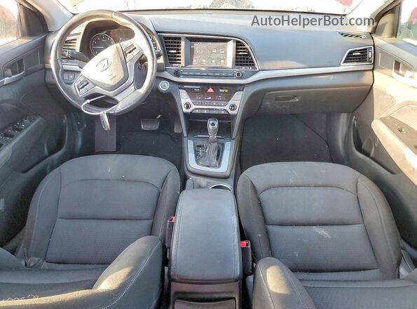 KMHD84LF4HU371941 2017 HYUNDAI ELANTRA Красный Вид панели приборов