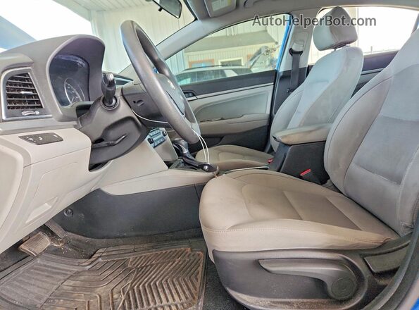 KMHD84LF4JU665832 2018 HYUNDAI ELANTRA Blue Vista interior delantera