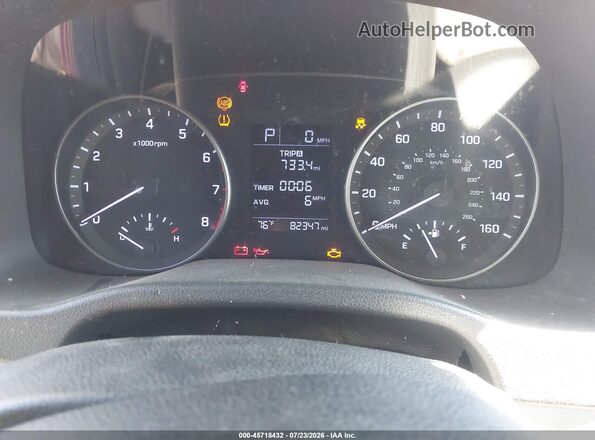 KMHD84LF5HU104145 2017 HYUNDAI ELANTRA Red Вид задніх сидінь