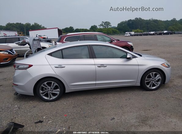 KMHD84LF5HU146783 2017 HYUNDAI ELANTRA Серебряный Вид задней части салона