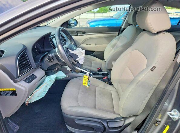 KMHD84LF5HU151580 2017 HYUNDAI ELANTRA Gray Front interior view