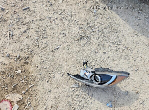 KMHD84LF5HU151580 2017 HYUNDAI ELANTRA Gray Engine compartment view
