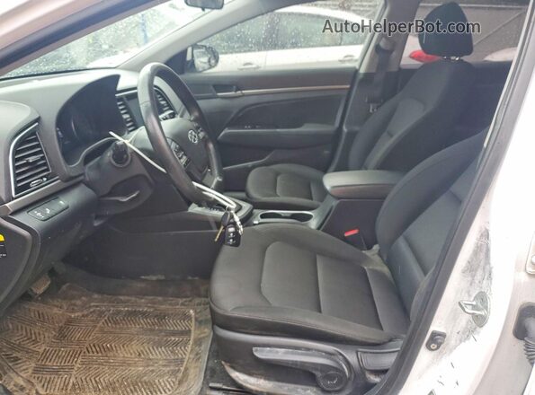 KMHD84LF5HU169495 2017 HYUNDAI ELANTRA White Вид салону спереду