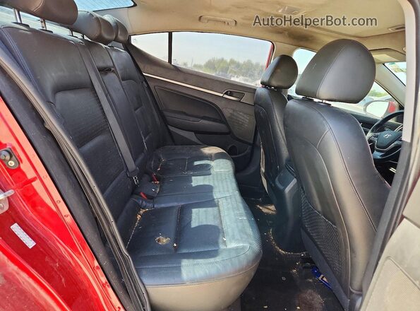 KMHD84LF5HU327964 2017 HYUNDAI ELANTRA Red Widok tylnych siedzeń