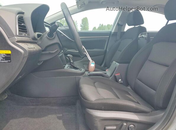 KMHD84LF5HU386755 2017 HYUNDAI ELANTRA Gray Вид салону спереду