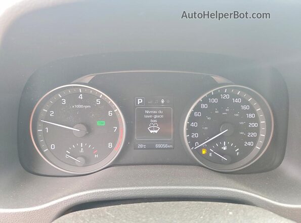 KMHD84LF5HU403215 2017 HYUNDAI ELANTRA Silver Vista del cuadro de instrumentos