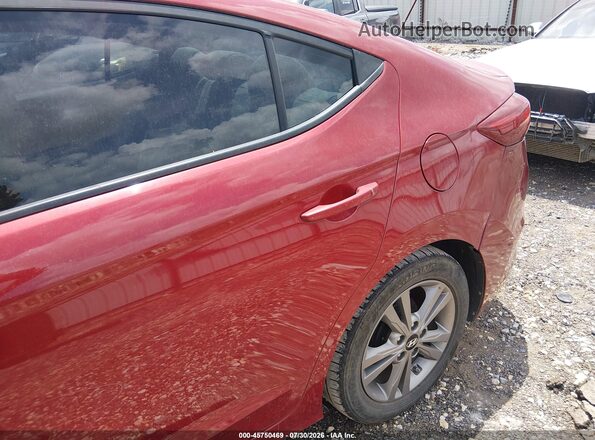 KMHD84LF5HU423402 2017 HYUNDAI ELANTRA Red Widok z przodu
